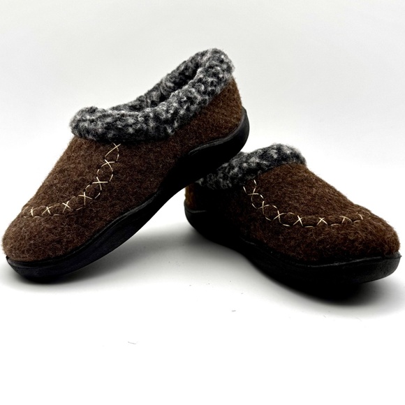 NWOT Kamik Kid's Slippers Cozy Cabin2 Brown Size 8T (EU 25) - Picture 2 of 11